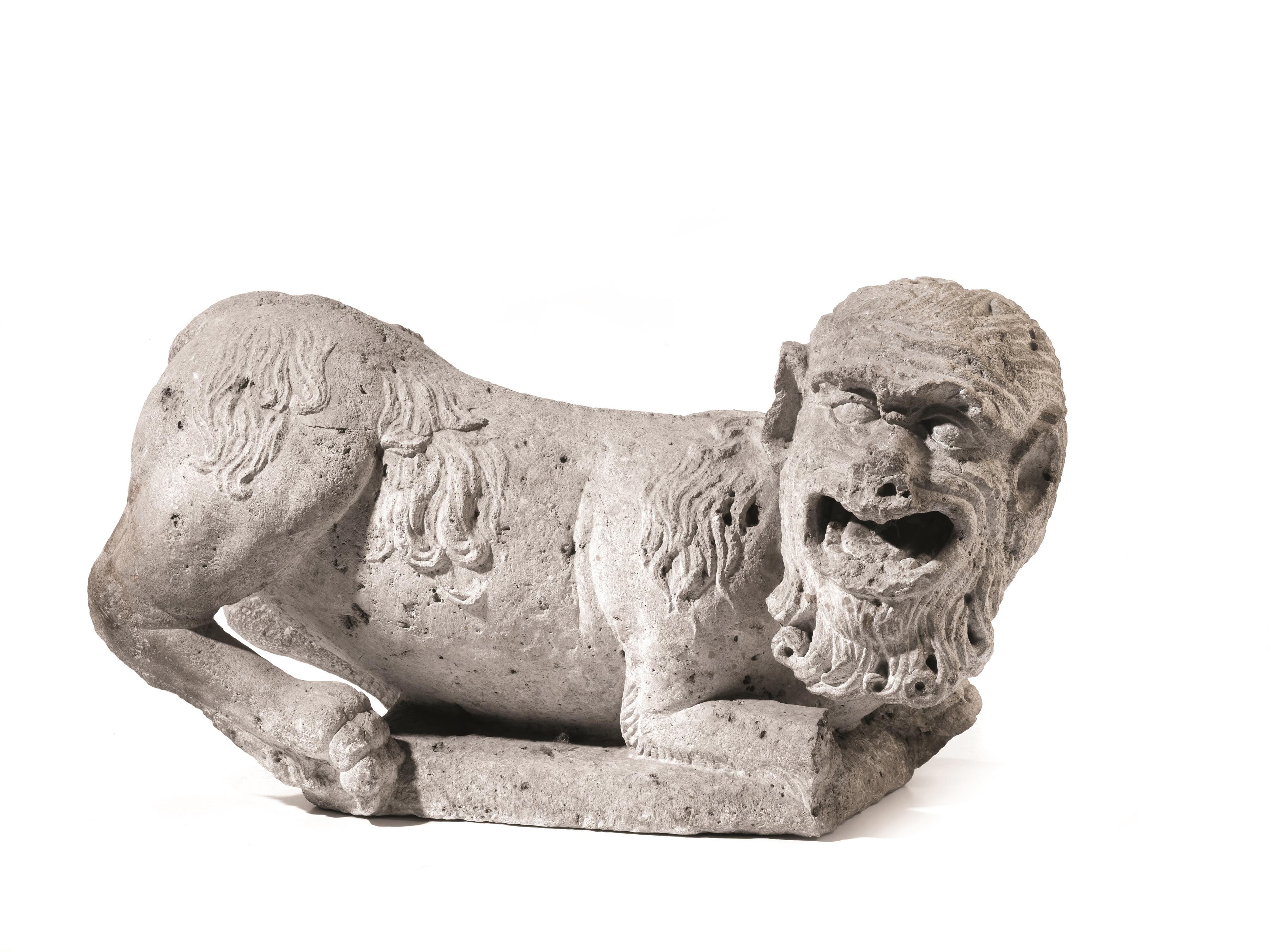 Oggetti d’arte e scultura, porcellana e maiolica