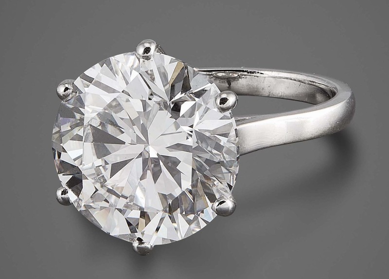Brillano le aste luxury di pandolfini: gioielli e orologi superano i 2.600.000 euro 